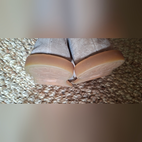 Born tan strappy sandals Sz 9 Gladiator Western Casual Boho Travel Cruise Flat - Picture 5 of 9